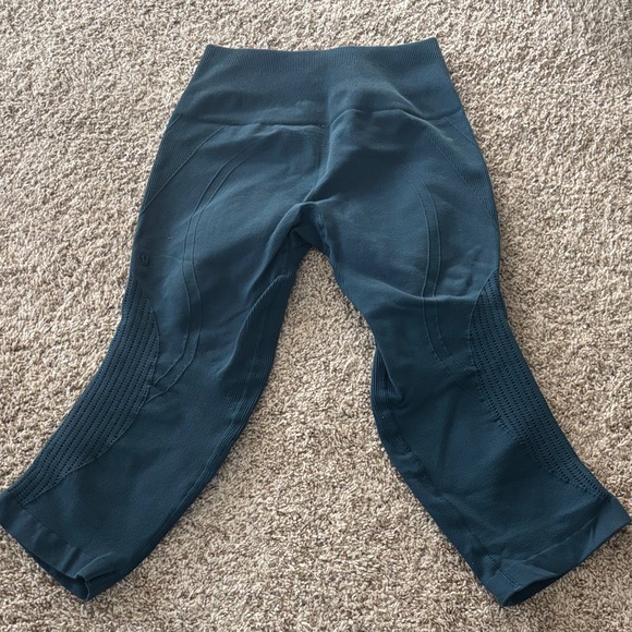 lululemon cropped seamless - Picture 1 of 2